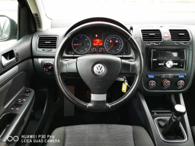 Volkswagen Golf V 1.9 TDI Tour