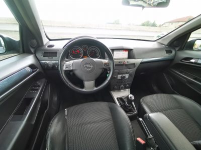Opel Astra 1.9 CDTI